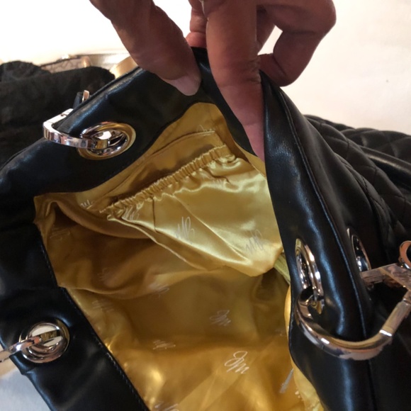 Handbag - Picture 2 of 3